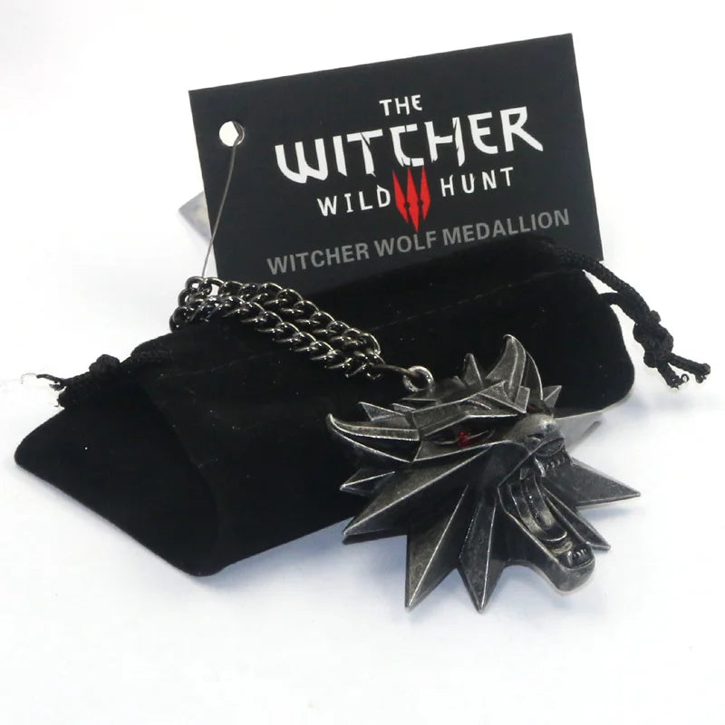 1 pcs Mixed liga caça selvagem 3 assistente de The witcher 3 cabeça de lobo colar pingente medalhão pingente de colar com tag