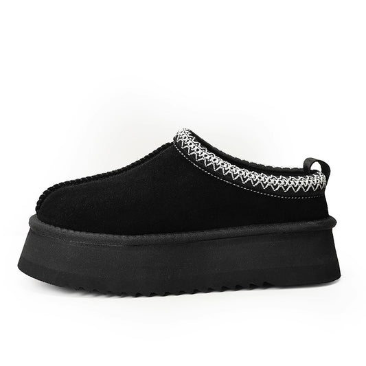 Supermodel celebrities wear the same low cut ethnic wind and snow boots for women, with one foot on plush shoes and thick soled cotton slippers for autumn and winter