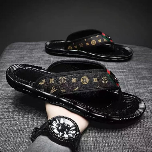 Summer Slippers Men Flip Flops Beach Sandals Non-slip Casual Flat Shoes Slippers Indoor House Shoes for Men Outdoor Slides